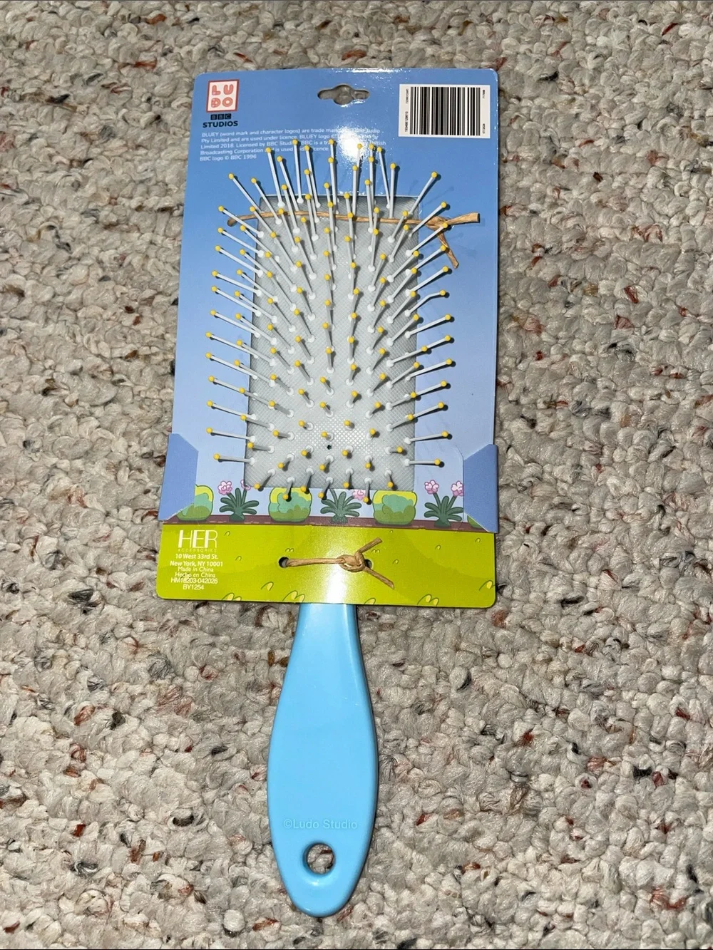 Bluey Paddle Hair Brush with Yellow-Tipped Pins